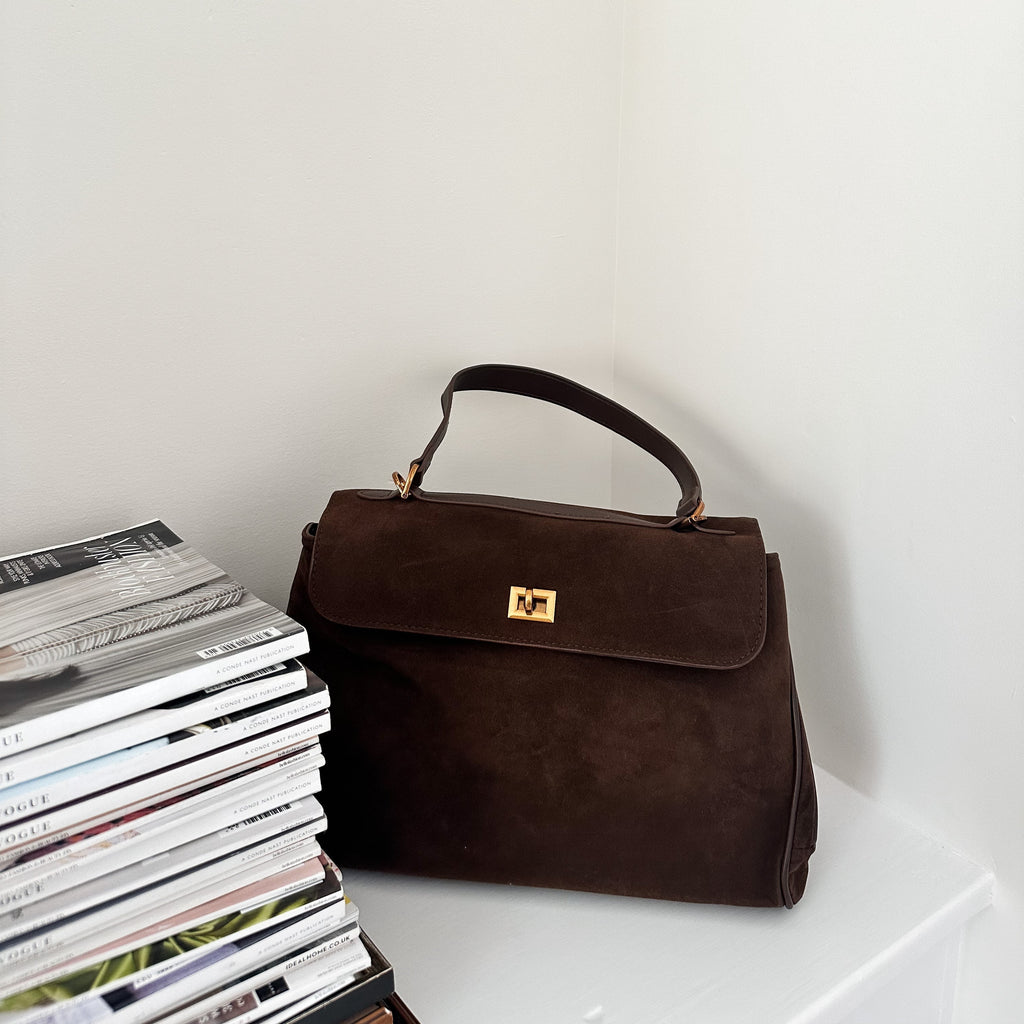 Borsa a mano con patta "Elettra Scamosciata"